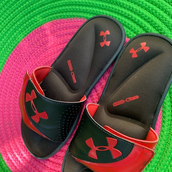 Under Armour slides 7 😍 - Picture 5 of 8